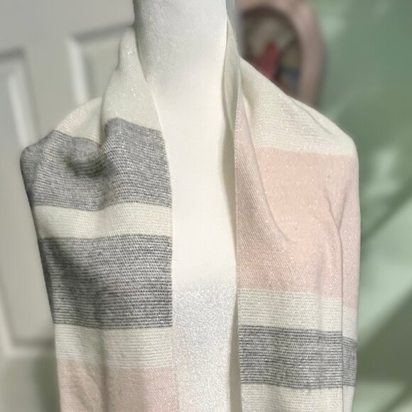 Cejon Scarf, Made in Italy - Picture 1 of 6